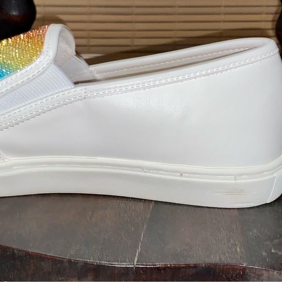 Pride! 🏳️‍🌈🌈Torrid Sparkly rainbow slip on sneakers - Picture 5 of 15